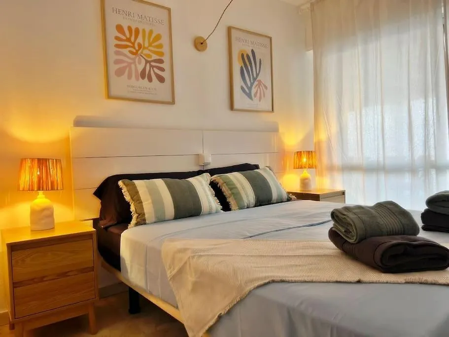 Magnifico Y Amplio Apartamento Con Terraza فوينخيرولا شقة