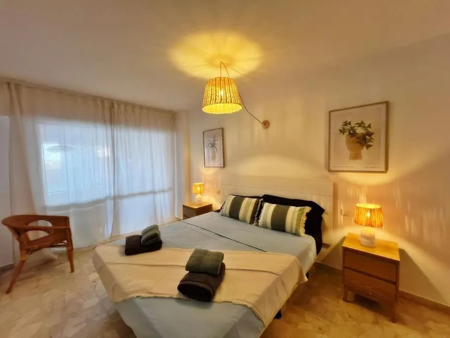 Magnifico Y Amplio Apartamento Con Terraza فوينخيرولا 0*,