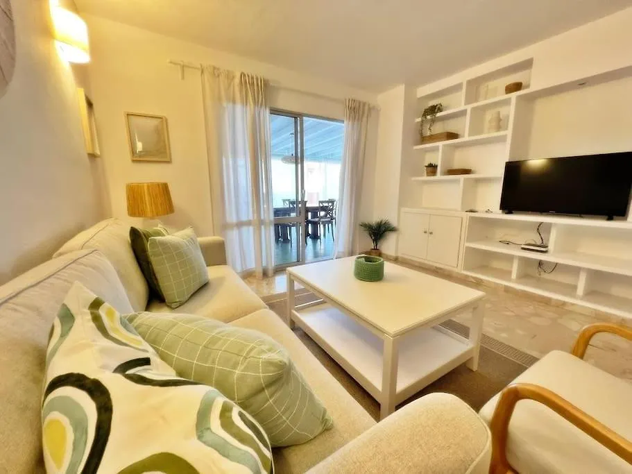 Magnifico Y Amplio Apartamento Con Terraza فوينخيرولا شقة