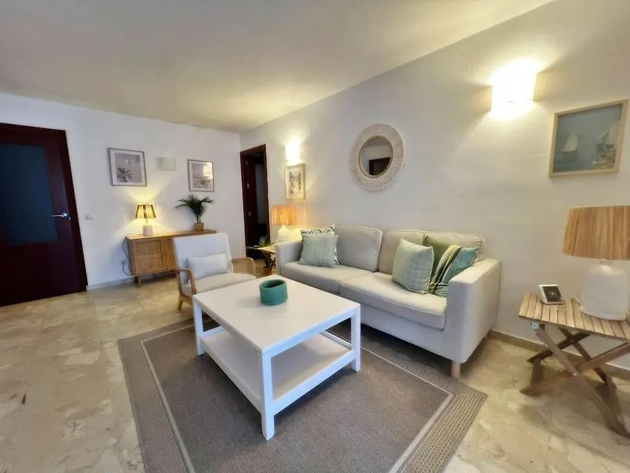 Magnifico Y Amplio Apartamento Con Terraza فوينخيرولا شقة